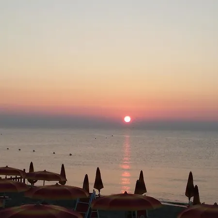 Blumen Bad Beach Apartamento Metaponto